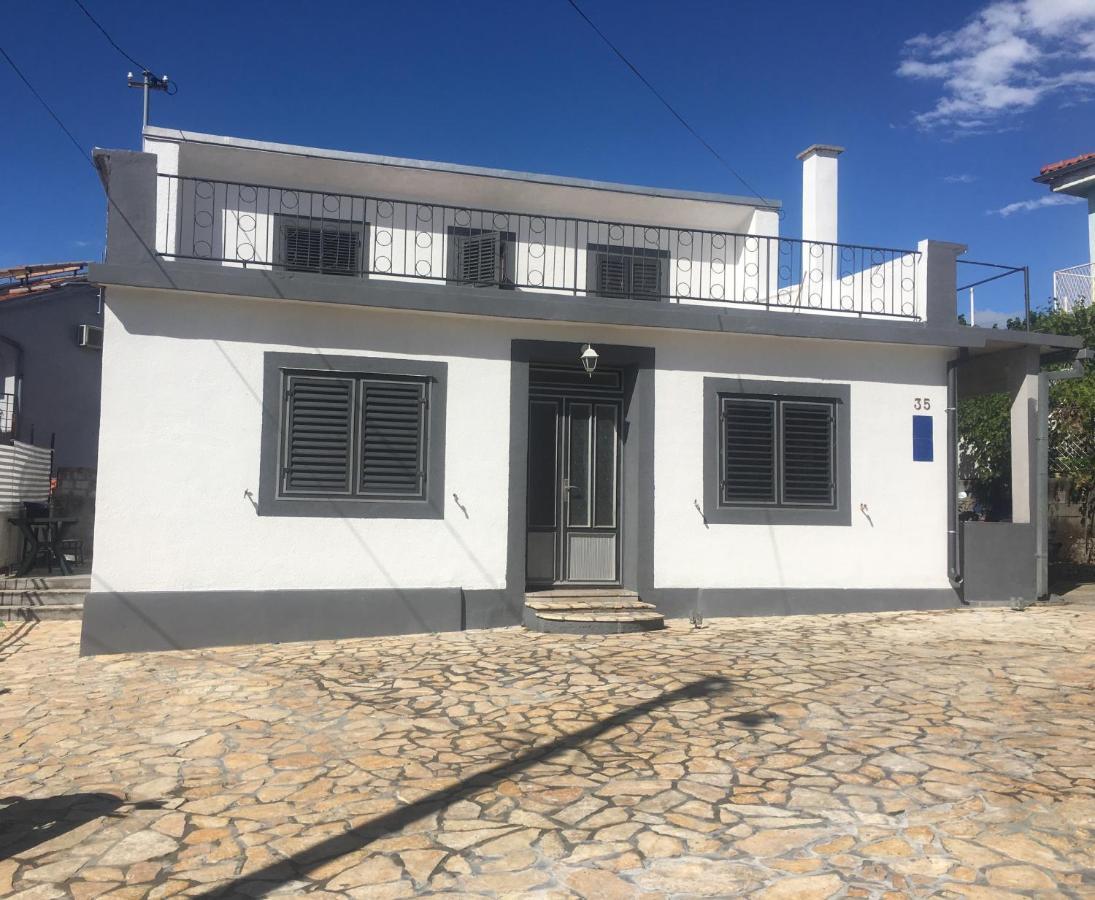 Rooms With A Parking Space Selce, Crikvenica - 11133 Bagian luar foto