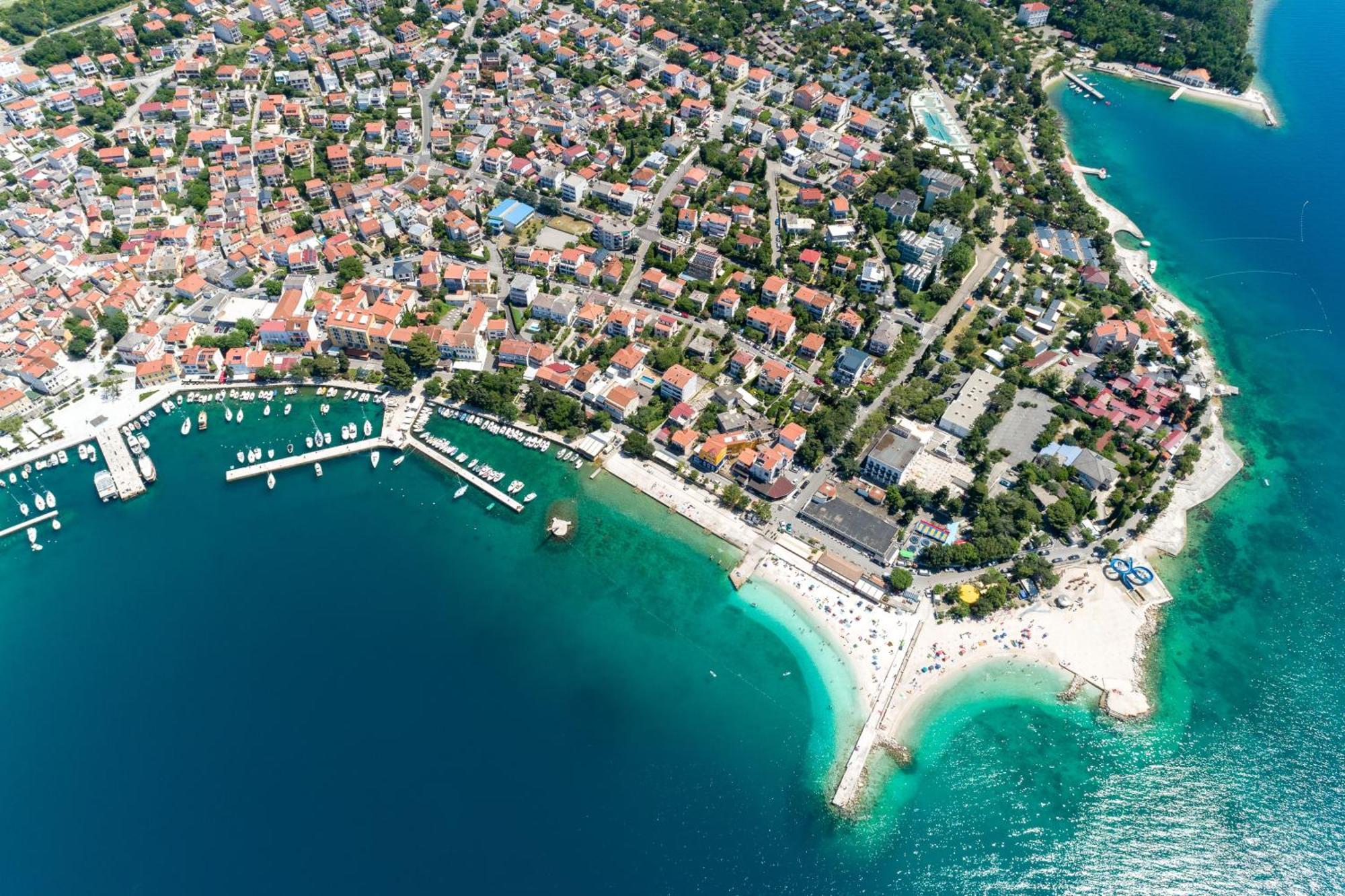 Rooms With A Parking Space Selce, Crikvenica - 11133 Bagian luar foto
